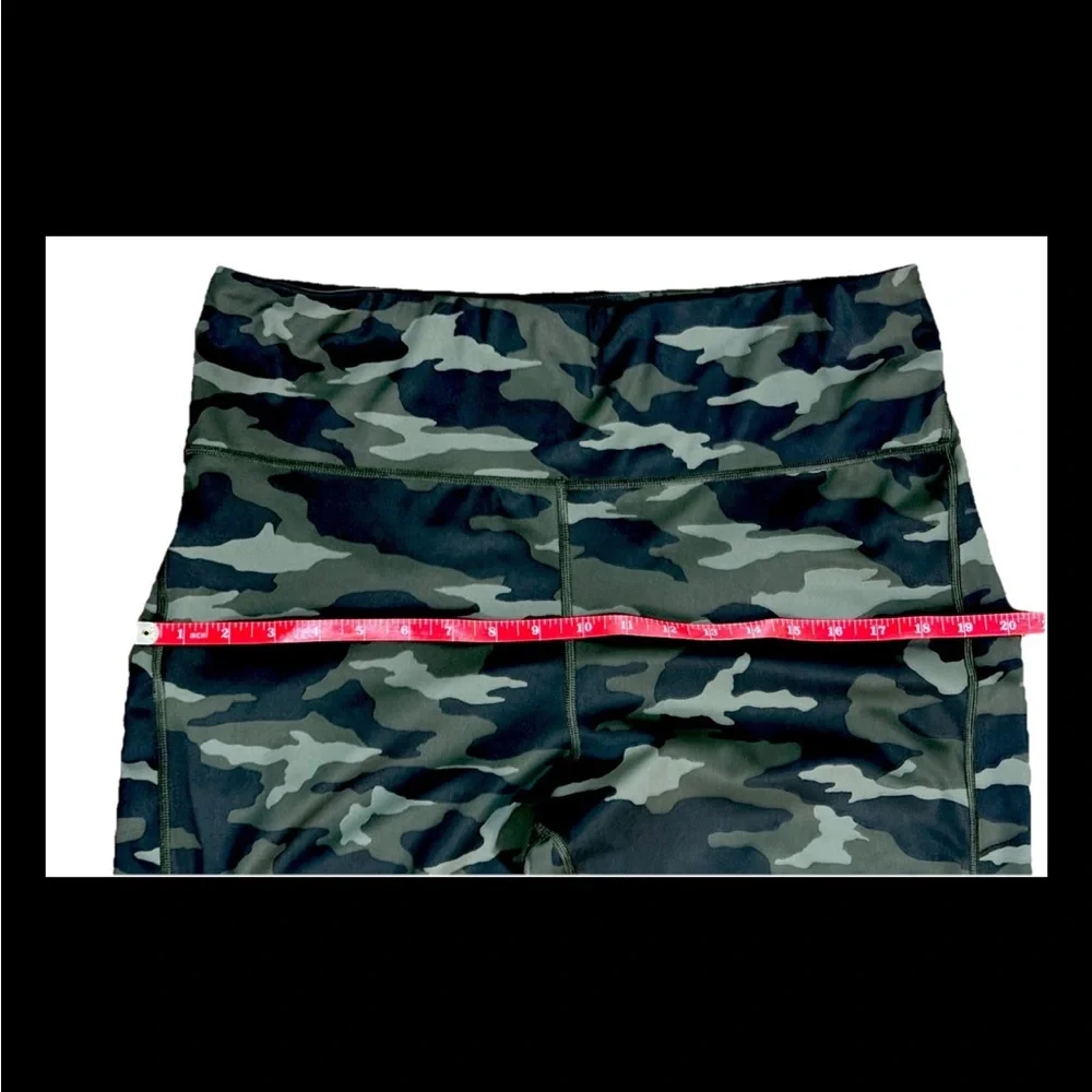 Athleta Camo Print Women's Leggings - Picture 4 of 11